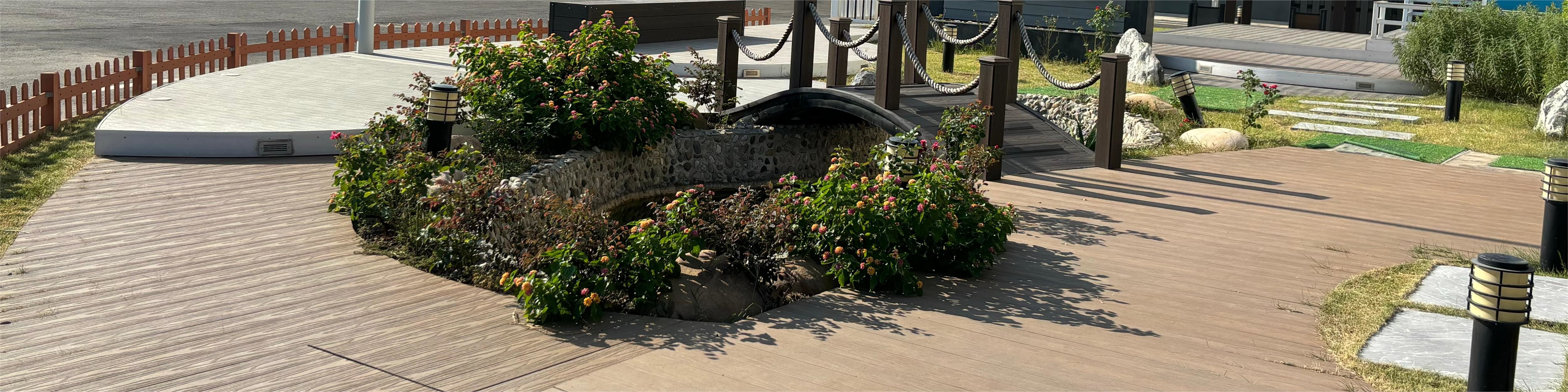 qualità Decking in coestrusione in WPC fabbrica