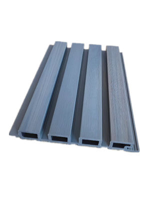 Pannello da parete scanalato in WPC impermeabile in plastica di legno da 6 piedi. Decking per esterni