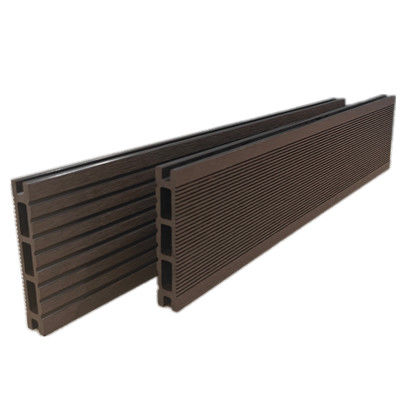 Pavimenti WPC versatili da 20*110 mm ideali per entrambi i residenziali commerciali in vari colori