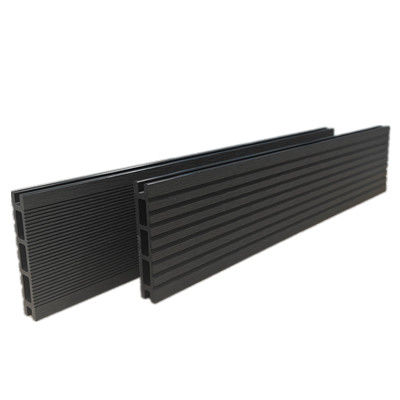 Pavimenti WPC impermeabili di soluzione a lungo duratura e a bassa manutenzione, lunghezza levigata 5m