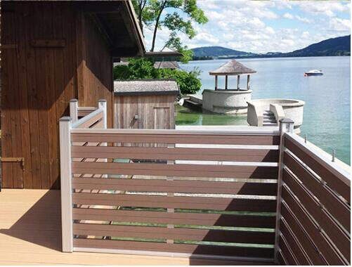 Pannello di recinzione WPC con fissaggio nascosto per il confine della casa moderna