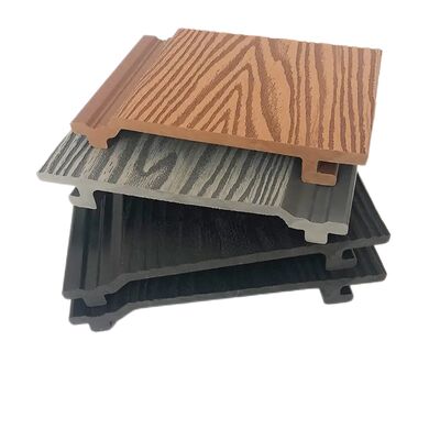 Pannelli di rivestimento per pareti in WPC di alta qualità Nuovo rivestimento decorativo impermeabile per esterni industriali