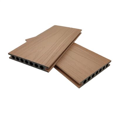 Decking in WPC coestrusione per uso esterno