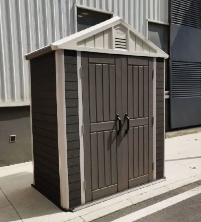 Resistente al vento Classe 8 Tetto trasparente leggero Ecologico Facile da montare Pannello WPC per esterni Casetta per attrezzi da giardino