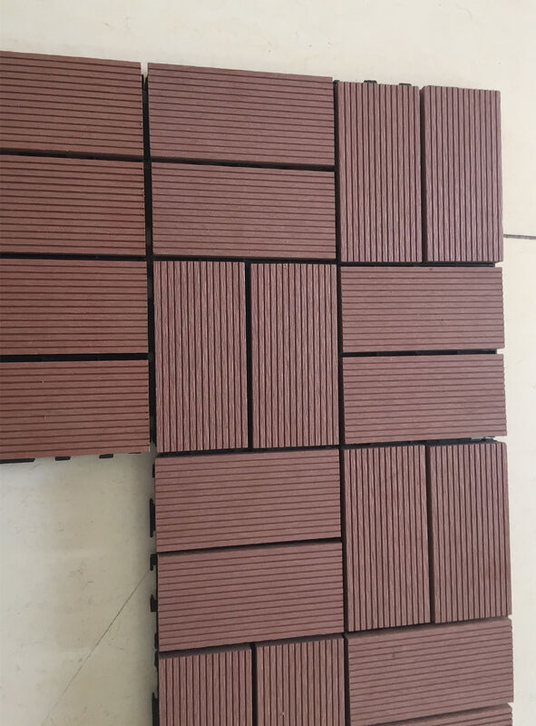 Piastrelle per ponte in WPC ad incastro 30x30 cm Pavimentazione per patio fai-da-te per spazi esterni domestici