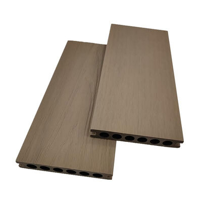 Decking composito ricoperto di coestrusione solida WPC per esterni per giardino